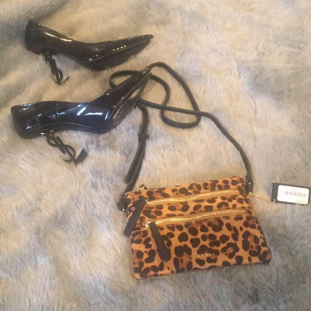 Bebe Clutch